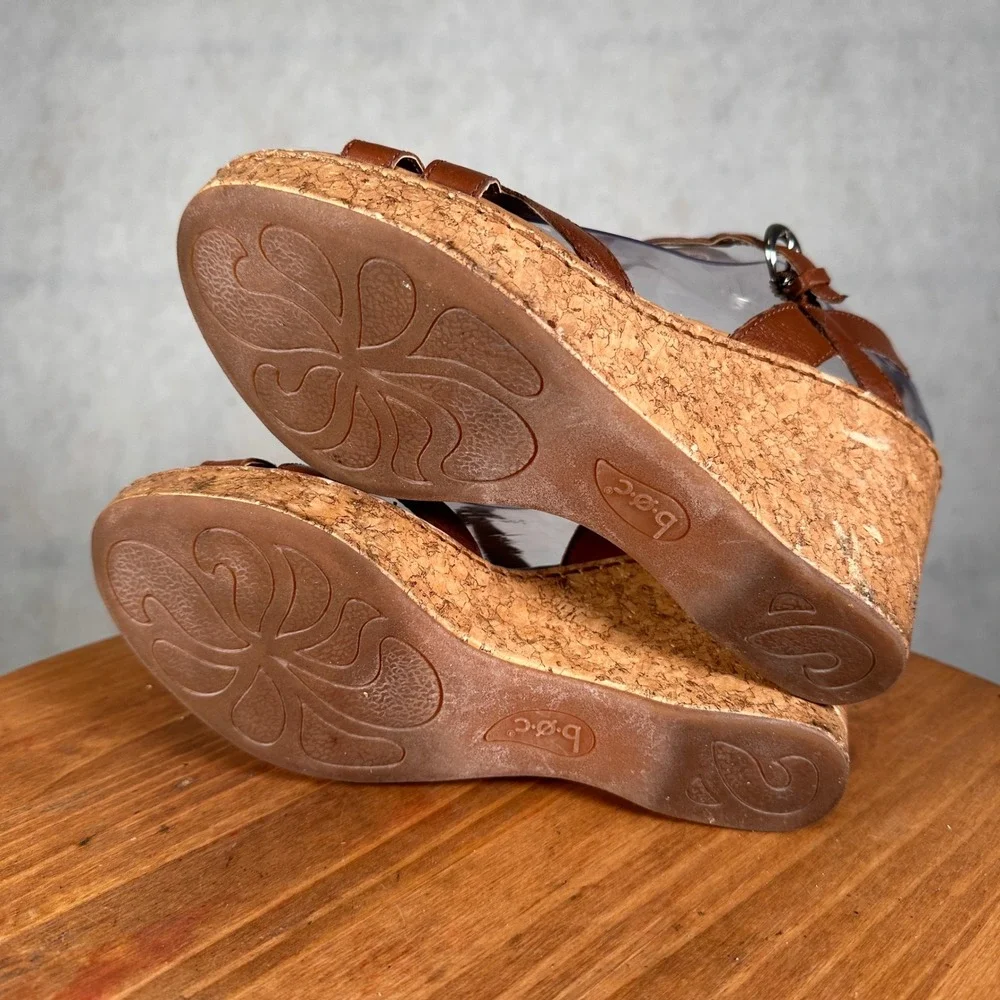 b.o.c. Wedge Sandals Women 8 Brown Good T-Strap Cork Platform C61941